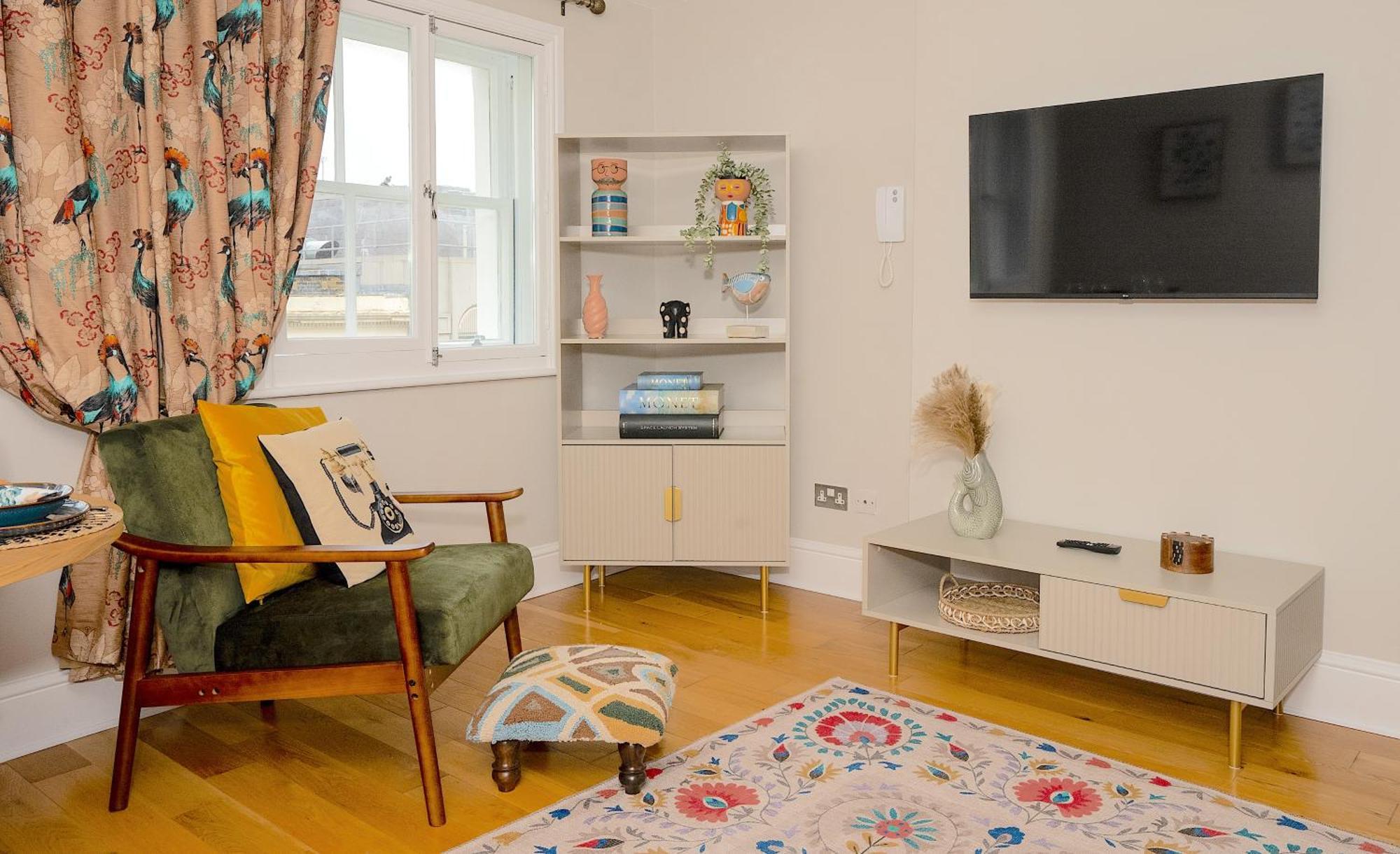 Stylish Flat Minutes From Covent Garden - West End London Exterior photo